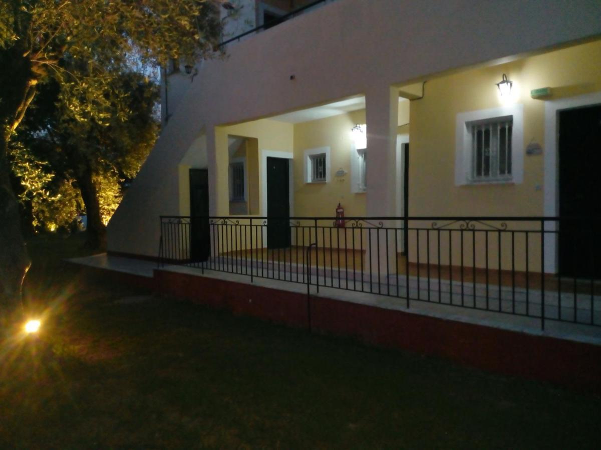 Oliveland Apartments Кавос Экстерьер фото